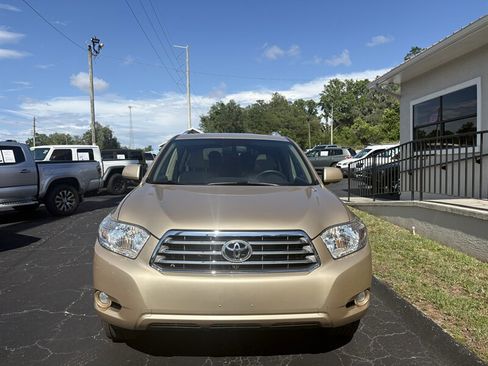 Used 2009 Toyota Highlander Limited FWD image 2