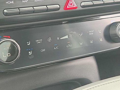 Used 2027 Hyundai Palisade Calligraphy FWD image 18