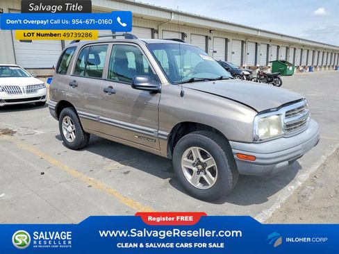 Used 2003 Chevrolet Tracker 4WD w/ Preferred Equipment Group image 5