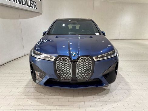 Certified 2024 BMW iX xDrive50 w/ Premium Package AWD/4WD image 8