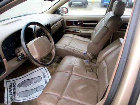 Used 1994 Chevrolet Caprice Classic LS image 10