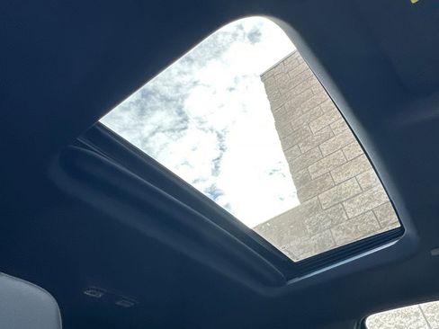 Certified 2024 GMC Sierra 2500 AT4 w/ AT4 Premium Plus Package image 17