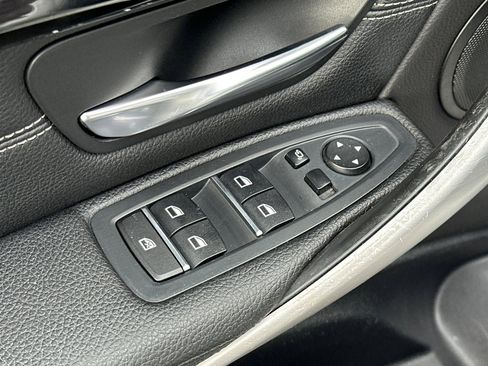 Used 2017 BMW 330i Sedan image 11