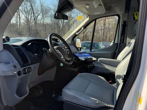 Used 2016 Ford Transit 250 148 Medium Roof image 13