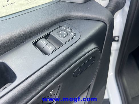Used 2025 Mercedes-Benz Sprinter 2500 image 16