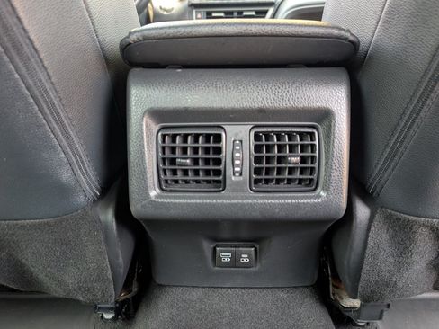 Used 2025 Toyota Camry XSE FWD image 7