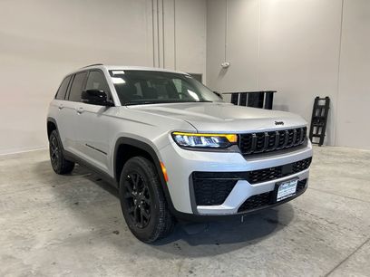 New 2026 Jeep Grand Cherokee Altitude