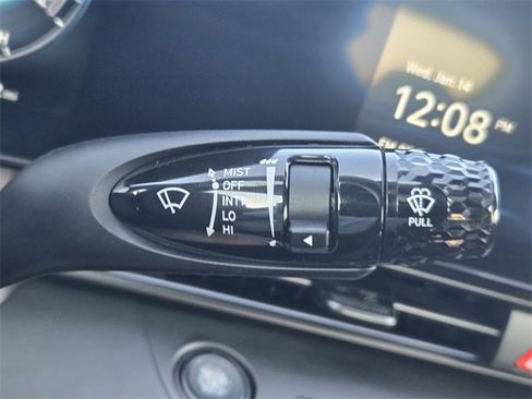 Certified 2025 Hyundai Elantra SEL image 26