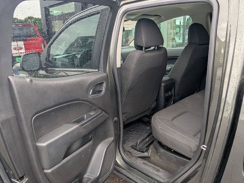 Used 2018 Chevrolet Colorado LT w/ LT Convenience Package AWD/4WD image 19