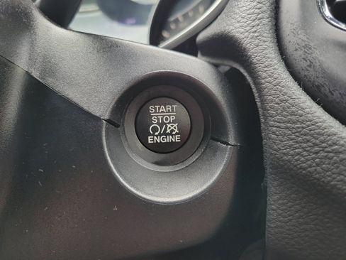 Used 2021 Jeep Compass Latitude w/ Sun and Sound Group FWD image 20