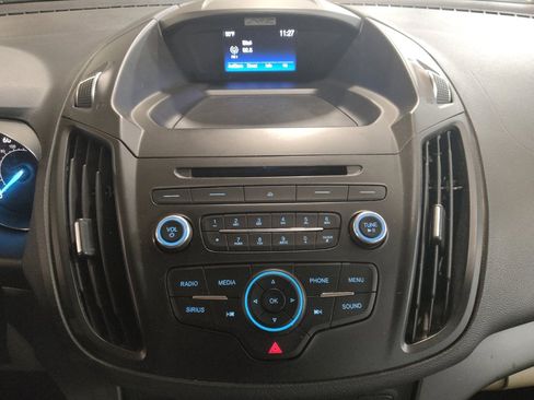 Used 2017 Ford Escape SE image 25