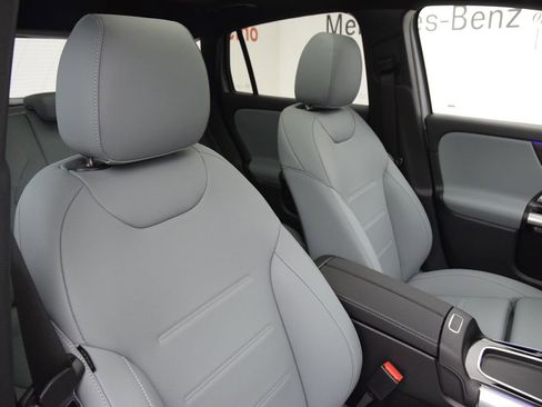 New 2026 Mercedes-Benz GLA 250 image 16