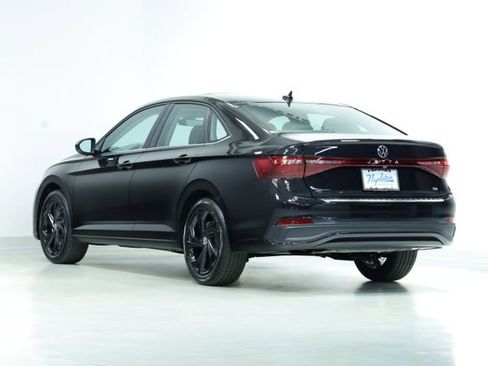 New 2026 Volkswagen Jetta SE image 6