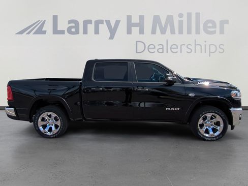 New 2026 RAM 1500 Big Horn AWD/4WD image 6