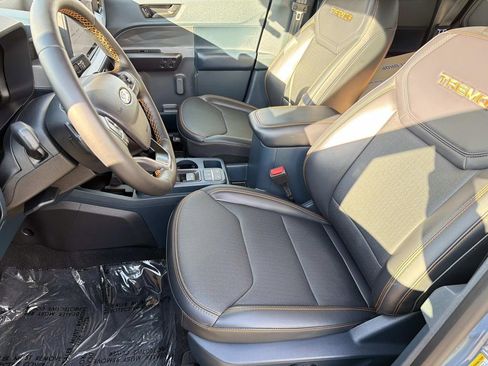 Used 2025 Ford Maverick Tremor image 17