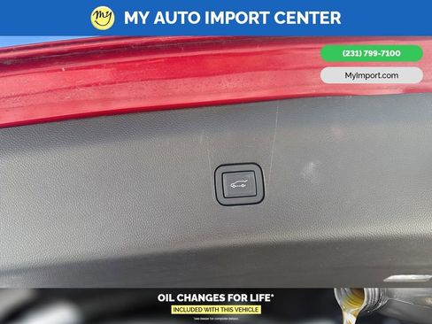 Used 2024 Buick Enclave Premium image 27