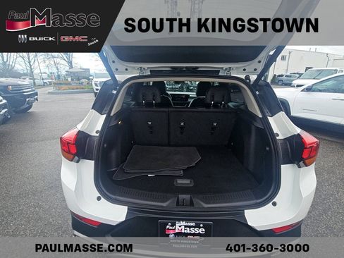 Used 2024 Buick Encore GX Preferred AWD/4WD image 19