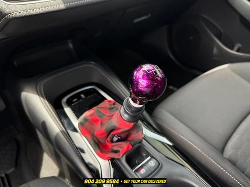 Used 2020 Toyota Corolla SE FWD image 18