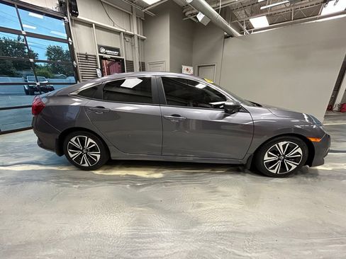 Used 2016 Honda Civic EX-T image 27
