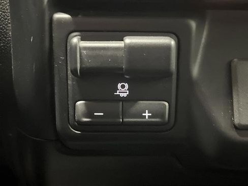 Used 2020 GMC Sierra 1500 SLE w/ X31 Off-Road Package image 25