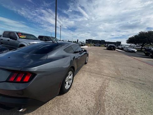 Used 2024 Ford Mustang Coupe RWD image 2
