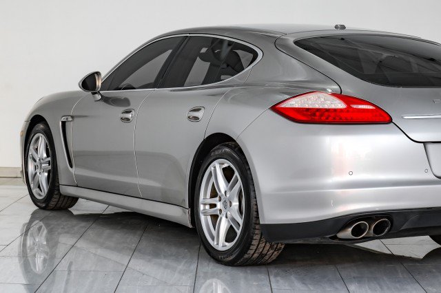 Used 2010 Porsche Panamera S RWD image 58