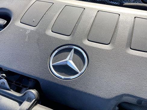 Used 2020 Mercedes-Benz CLA 250 image 32