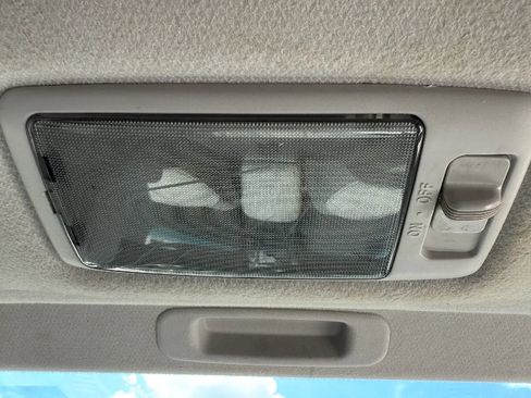 Used 2013 Subaru Forester 2.5X Premium AWD/4WD image 29
