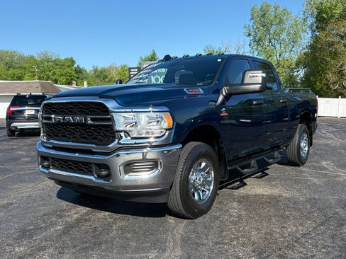 Used 2024 RAM 3500 Tradesman w/ Chrome Appearance Group AWD/4WD image 2