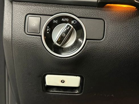 Used 2016 Mercedes-Benz GLE 350 w/ Premium Package image 28