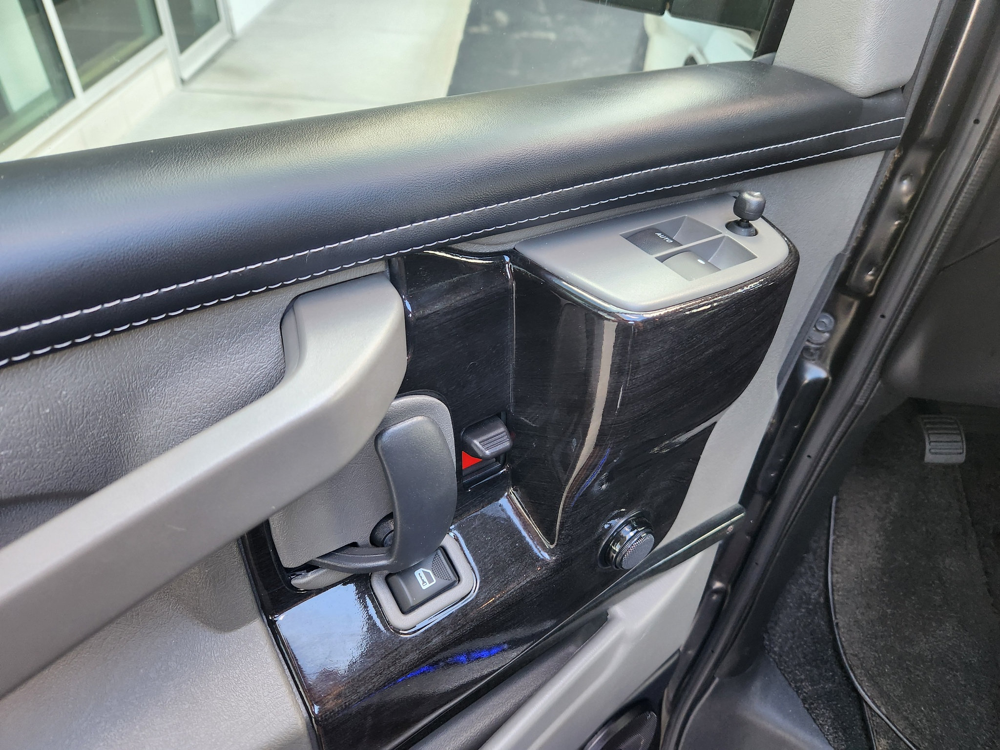 Used 2023 Chevrolet Express 2500 RWD image 39