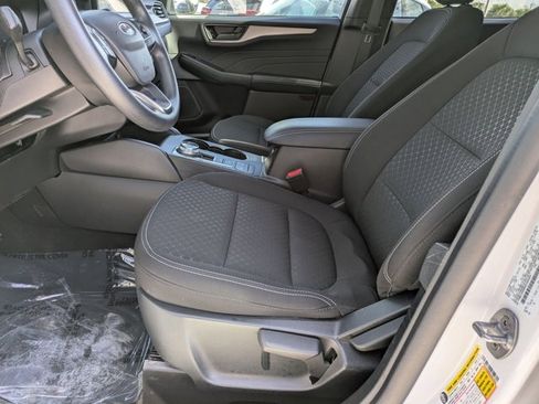 Used 2025 Ford Escape Active image 17