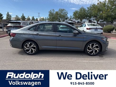 New 2025 Volkswagen Jetta SEL image 6
