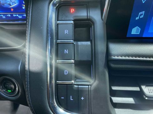 Used 2023 Chevrolet Tahoe High Country image 17