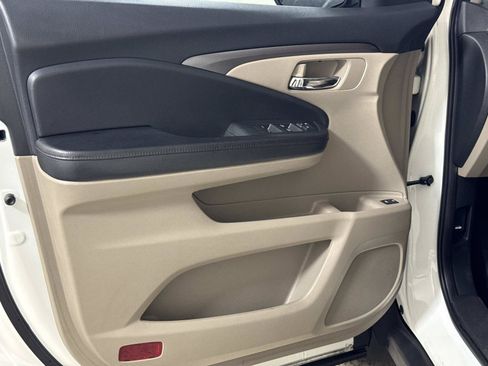 Used 2017 Honda Pilot EX-L image 16