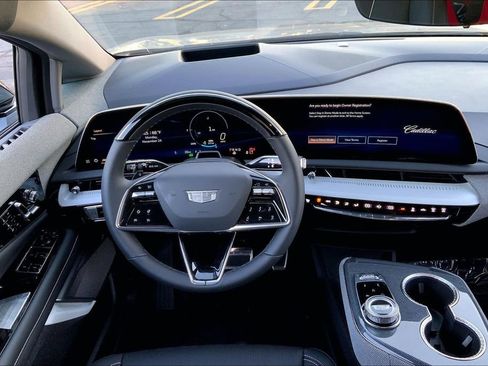 New 2026 Cadillac Optiq Sport 2 image 21