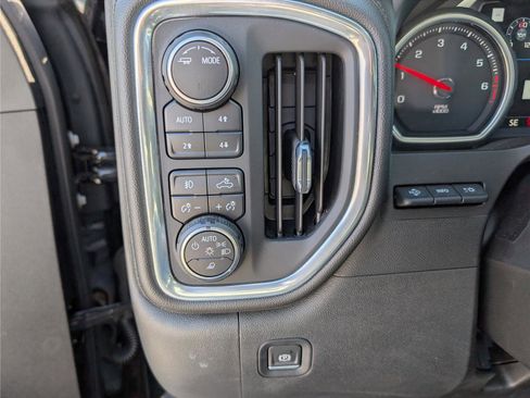 Used 2022 Chevrolet Silverado 2500 LTZ w/ LTZ Plus Package image 21