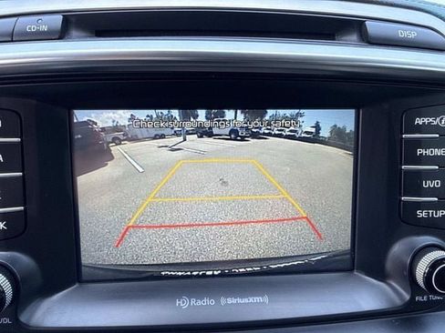 Used 2017 Kia Sorento EX w/ EX Premium Package FWD image 25