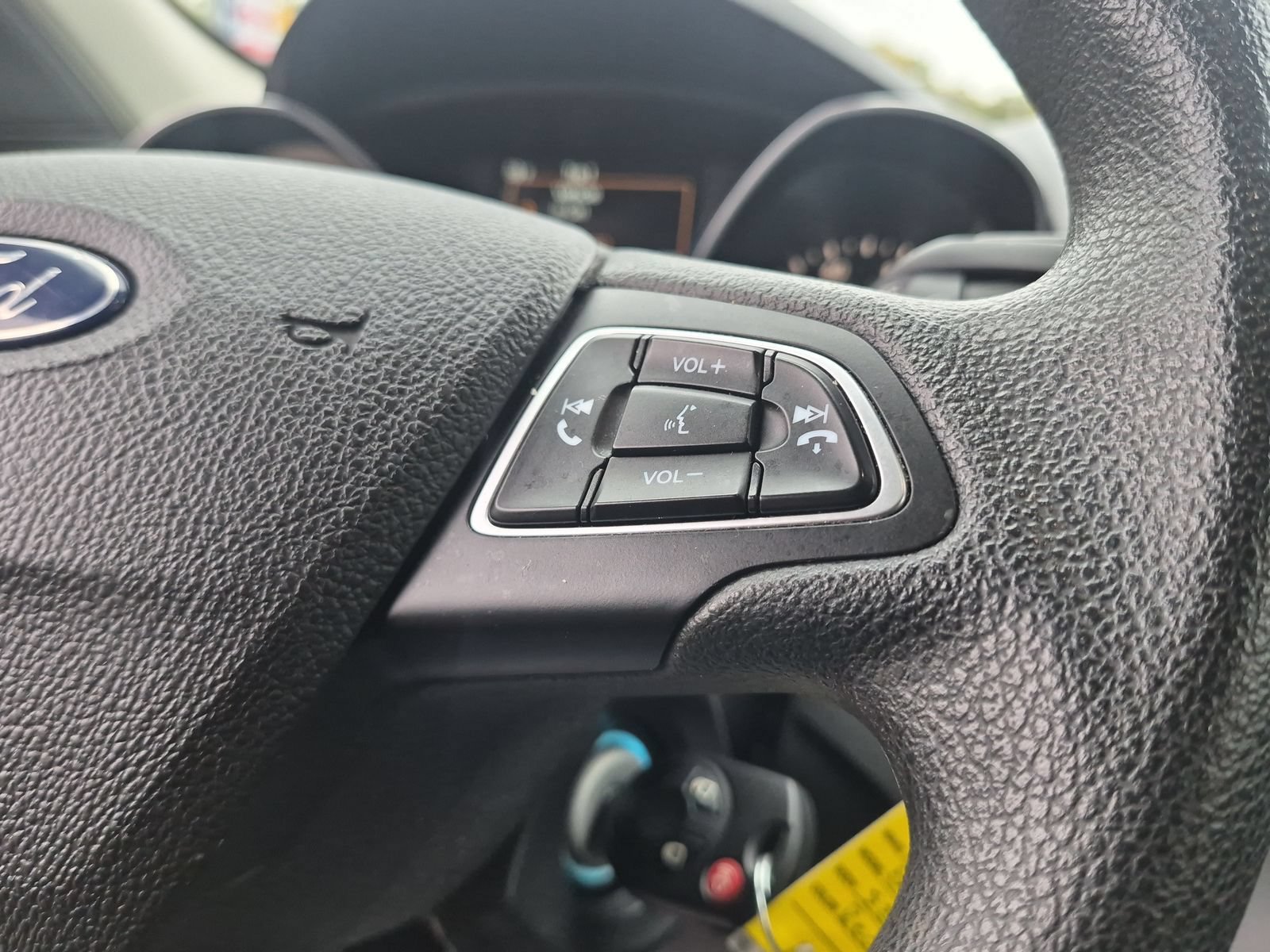 Used 2018 Ford Escape SE FWD image 24