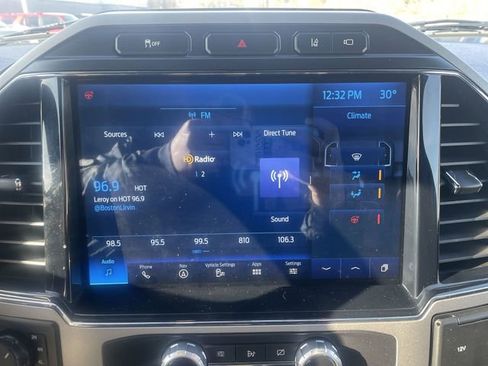 Used 2022 Ford F350 Lariat w/ Lariat Ultimate Package image 33