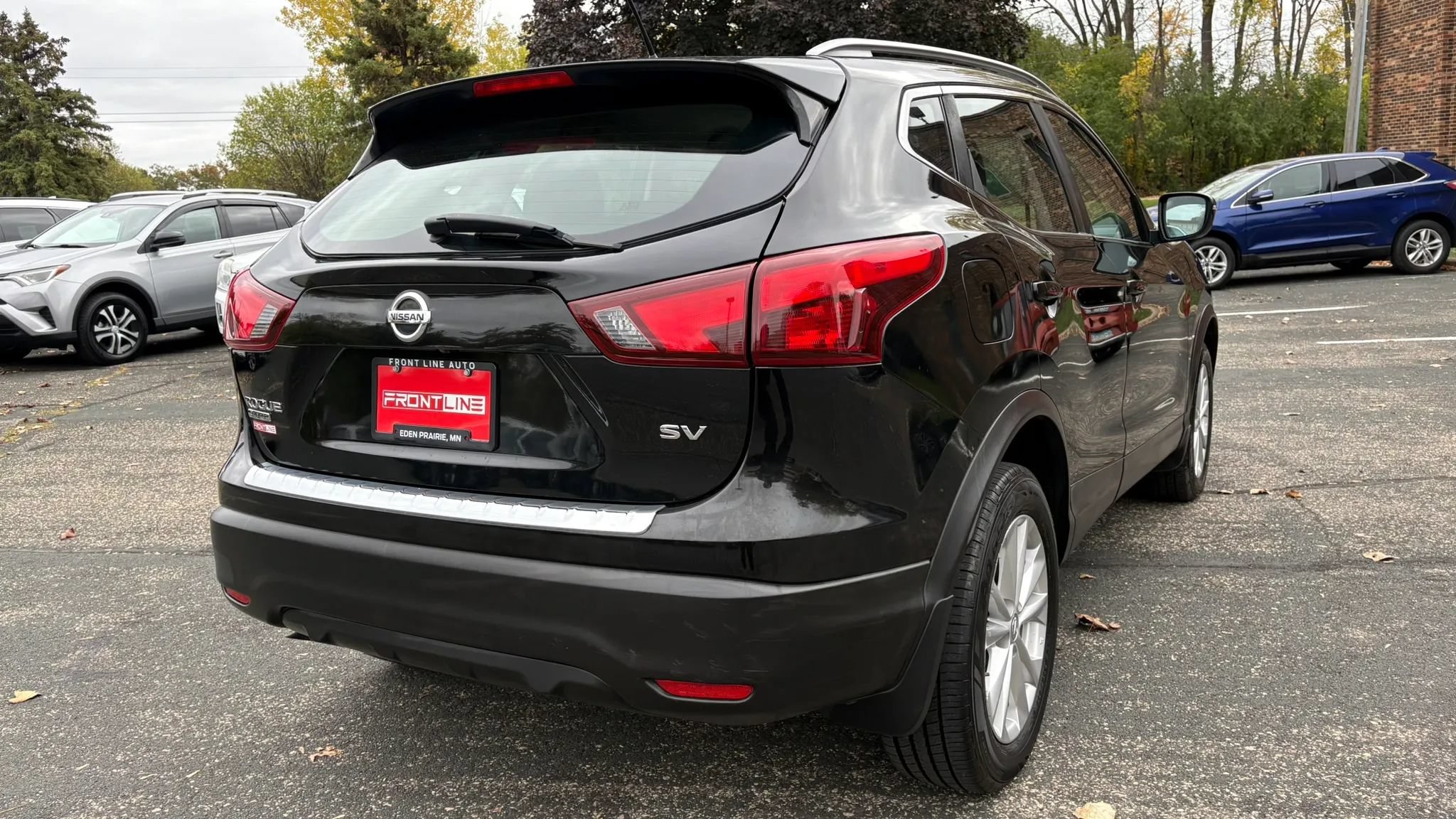 Used 2017 Nissan Rogue Sport SV FWD image 9