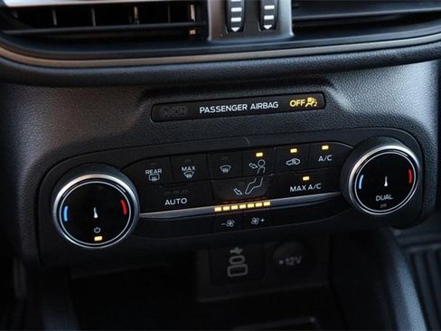 Certified 2025 Ford Escape Active image 17