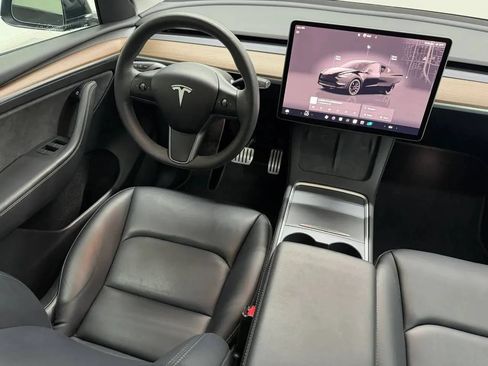 Used 2023 Tesla Model Y Performance AWD/4WD image 37