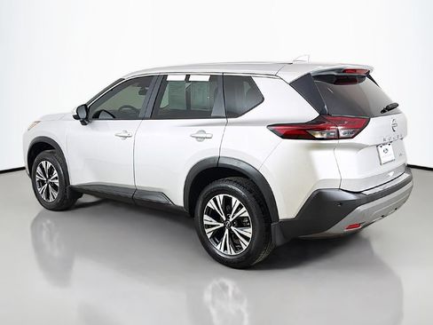 Used 2023 Nissan Rogue SV AWD/4WD image 7