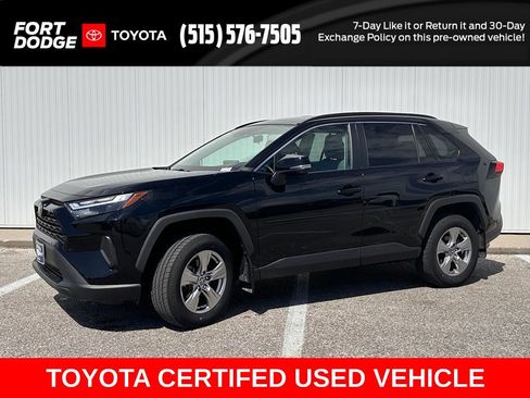 Used 2022 Toyota RAV4 XLE w/ XLE Grade Weather Package AWD/4WD image 1