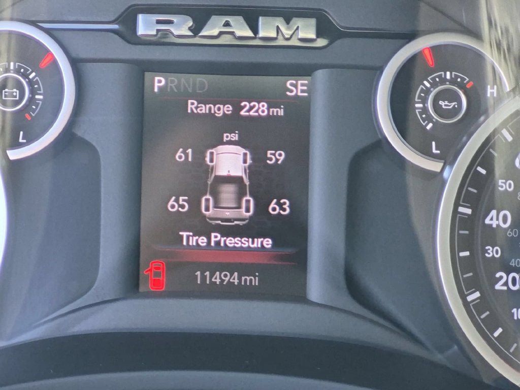 Certified 2026 RAM 2500 Big Horn AWD/4WD image 18
