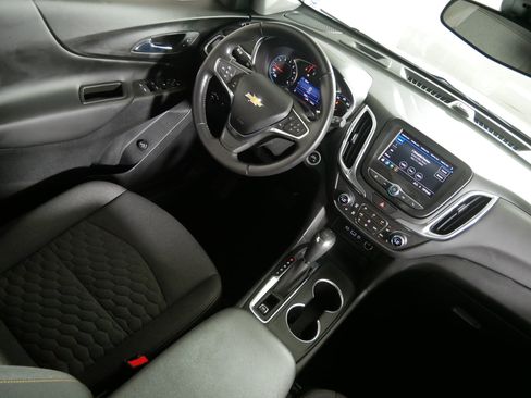 Used 2021 Chevrolet Equinox LT AWD/4WD image 9