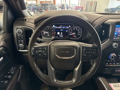 Used 2020 GMC Sierra 1500 Denali w/ Technology Package image 14