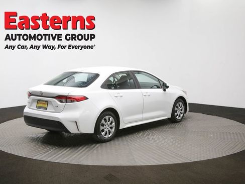 Used 2024 Toyota Corolla LE image 40