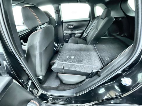 Certified 2025 Honda HR-V Sport image 23